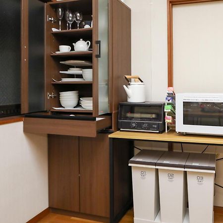 Апартаменти 1日1組様限定の貸し切り民泊です間取り2Ldk無料駐車場1台分のみ有り全館完全禁煙です屋外喫煙所無し冬季12月1日から2月28日は駐車場使用不可能です Фукуй Екстер'єр фото